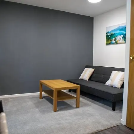 Modern 1-bedroom Near Leeds Arena W Free Parking Leeds (West Yorkshire)