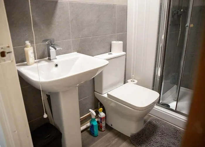 Modern 1-bedroom Near Arena W Free Parking Leeds (West Yorkshire)