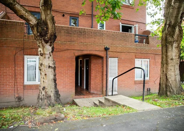 Modern 1-bedroom Near Arena W Free Parking Appartamento *