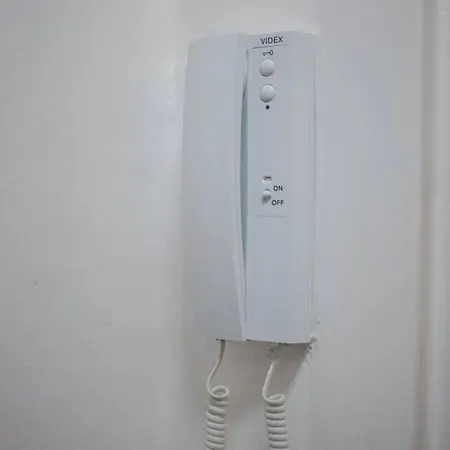 Modern 1-bedroom Near Arena W Free Parking Апартаменти *