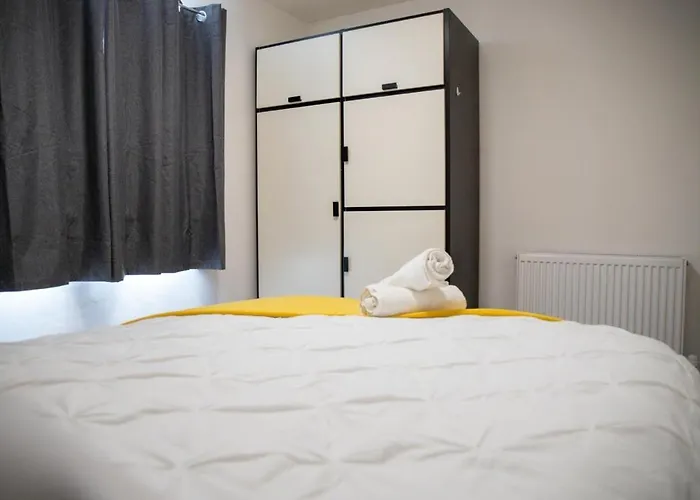 Modern 1-bedroom Near Arena W Free Parking Appartement